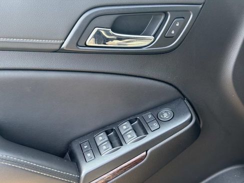 Used 2019 GMC Yukon SLT RWD image 25