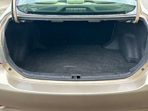 Used 2013 Toyota Corolla LE FWD image 26