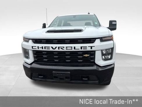 Used 2021 Chevrolet Silverado 2500 Custom w/ Custom Value Package image 5