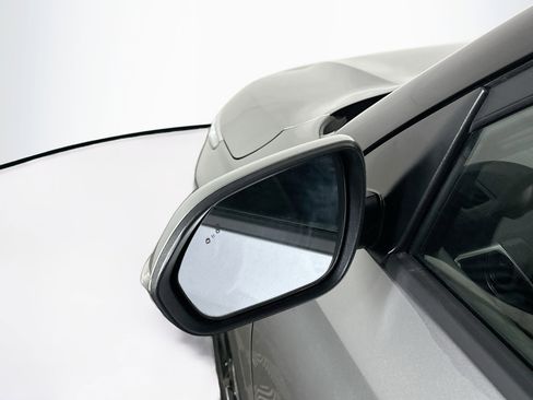 Used 2025 Kia Seltos S image 16