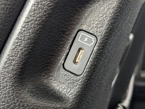 Certified 2024 Kia Telluride EX w/ EX Captain's Chair Package AWD/4WD image 21