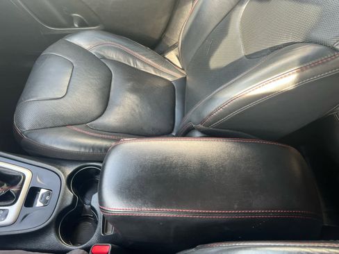 Used 2016 Jeep Cherokee Trailhawk w/ Comfort/Convenience Group image 29