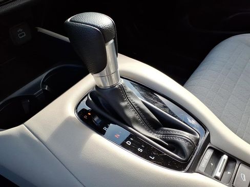 Used 2023 Honda HR-V LX image 14