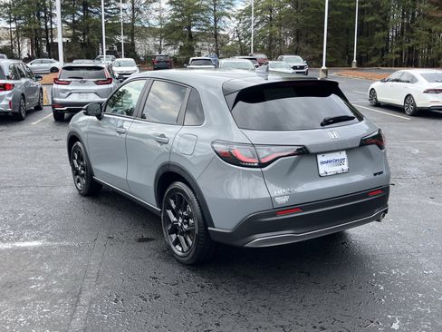 Used 2025 Honda HR-V Sport image 8