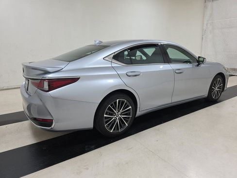 Used 2022 Lexus ES 300h w/ Premium Package FWD image 5