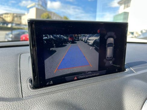 Used 2017 Audi A3 e-tron Premium Plus w/ Technology Package image 30