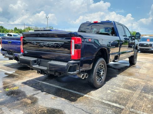 Used 2025 Ford F250 Platinum AWD/4WD image 5