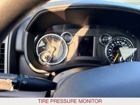 Used 2022 RAM 2500 Tradesman AWD/4WD image 18
