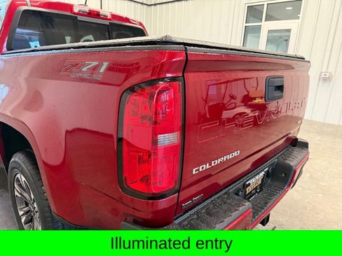 Used 2021 Chevrolet Colorado Z71 w/ Safety Package AWD/4WD image 11