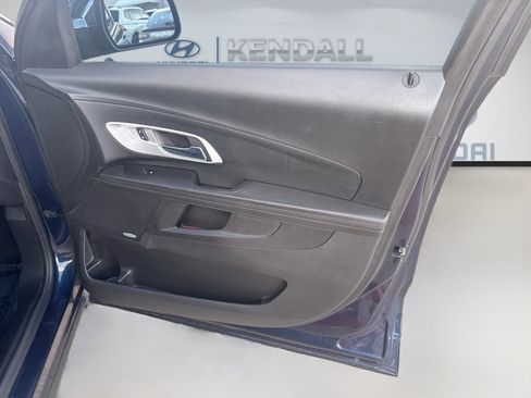 Used 2017 Chevrolet Equinox Premier w/ Enhanced Convenience Package FWD image 30