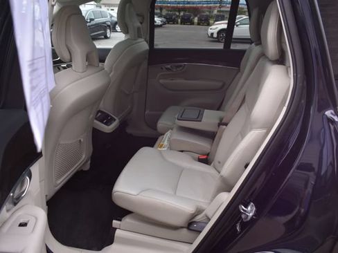 Used 2017 Volvo XC90 T6 Momentum w/ Convenience Package AWD/4WD image 34