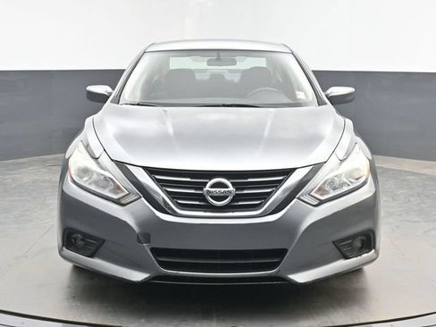 Used 2018 Nissan Altima 2.5 SV FWD image 3