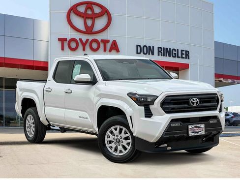 Used 2024 Toyota Tacoma SR5 RWD image 1
