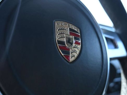 Used 2014 Porsche 911 GT3 RWD image 23