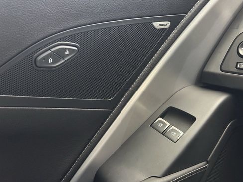 Used 2019 Chevrolet Corvette Z06 w/ Battery Protection Package image 12