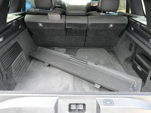 Used 2023 Land Rover Range Rover Long Wheelbase First Edition AWD/4WD image 50