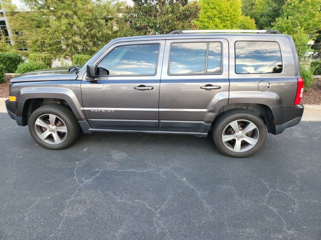 Used 2016 Jeep Patriot High Altitude AWD/4WD image 12