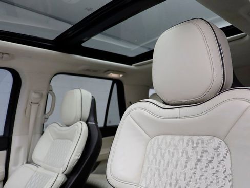Used 2020 Lincoln Navigator Black Label image 15