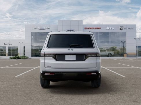New 2026 Jeep Grand Wagoneer 4WD image 7