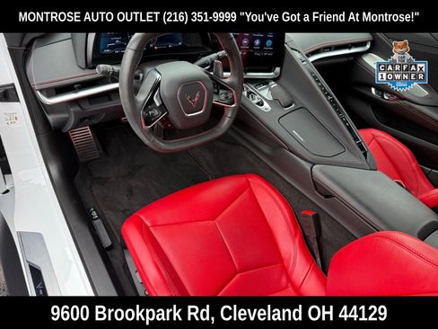 Used 2023 Chevrolet Corvette Stingray Convertible image 2