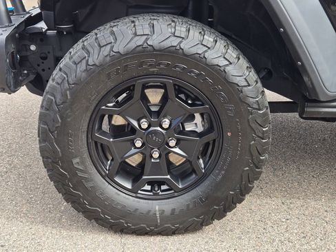 Used 2023 Jeep Wrangler Unlimited Rubicon 4xe image 7