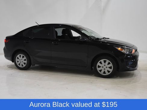 Used 2023 Kia Rio LX image 3