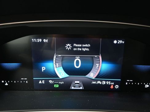 Certified 2024 Volkswagen Tiguan SE R-Line image 30