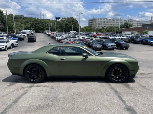 Used 2023 Dodge Challenger SRT Hellcat RWD image 7