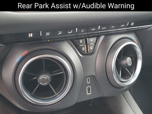 Used 2021 Chevrolet Blazer LT image 18