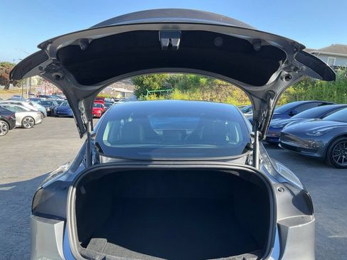 Used 2024 Tesla Model 3 Performance AWD/4WD image 9