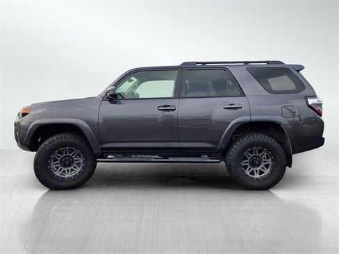 Used 2019 Toyota 4Runner TRD Off-Road image 7