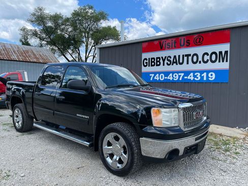 Used 2011 GMC Sierra 1500 SLE w/ Power Tech Package AWD/4WD image 3