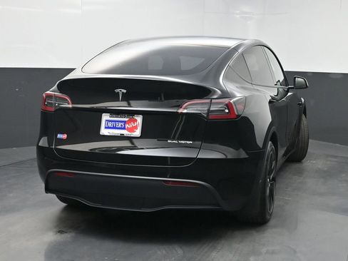 Used 2025 Tesla Model Y Long Range AWD/4WD image 37