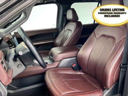 Used 2022 Ford Expedition Limited image 28