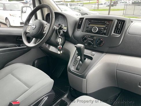 Used 2017 Nissan NV200 SV w/ Back Door Glass Package FWD image 13