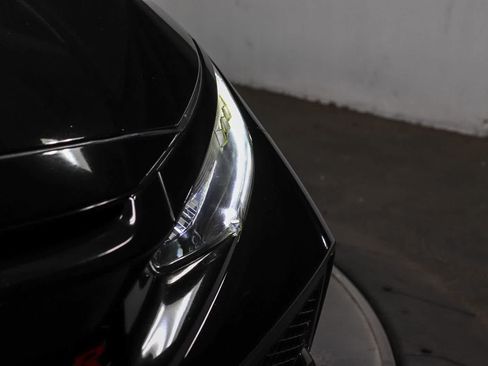 Used 2019 Honda Civic Type R image 7