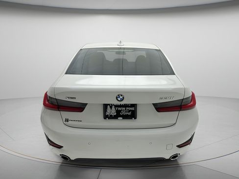 Used 2020 BMW 330i xDrive Sedan w/ Convenience Package AWD/4WD image 7