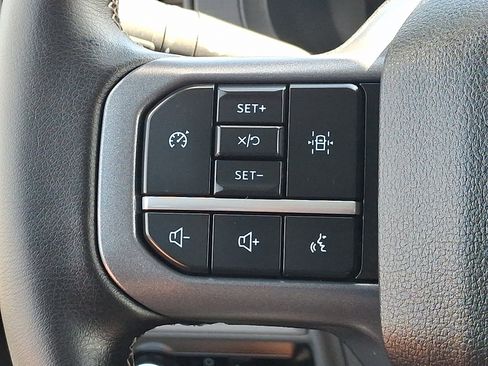 Used 2025 Ford F150 Lightning XLT AWD/4WD image 21
