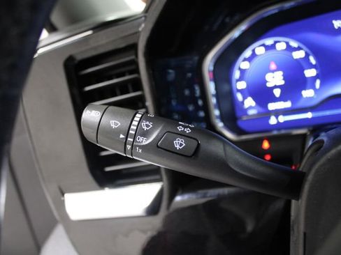 Used 2022 Chevrolet Silverado 1500 LT w/ Convenience Package II image 37