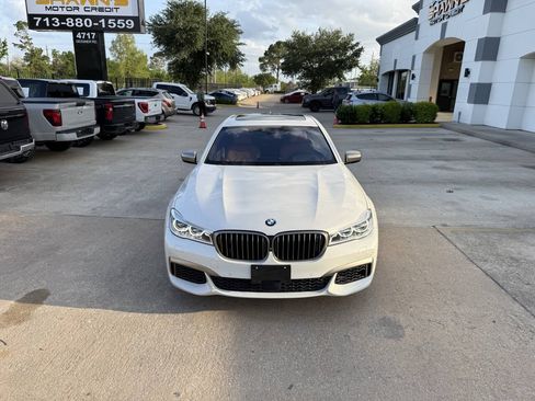 Used 2018 BMW M760i xDrive AWD/4WD image 56