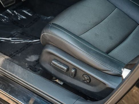 Used 2019 Honda Accord Sport image 25