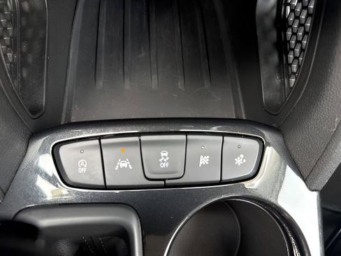 Used 2025 Chevrolet TrailBlazer LT FWD image 21