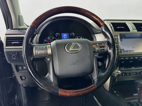Used 2015 Lexus GX 460 Luxury AWD/4WD image 12