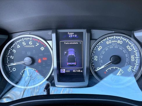 Used 2020 Toyota Tacoma TRD Sport image 25