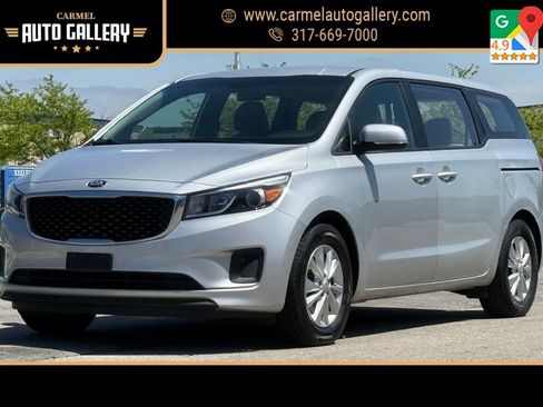 Used 2018 Kia Sedona L FWD image 1