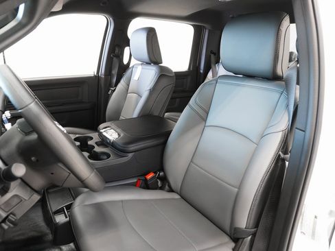 Used 2024 RAM 3500 Tradesman image 10