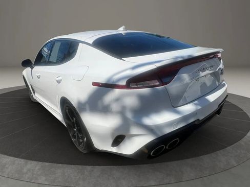Used 2022 Kia Stinger GT-Line w/ Sun & Sound Package AWD/4WD image 7