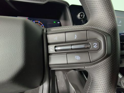 New 2026 Chevrolet Colorado Trail Boss AWD/4WD image 14