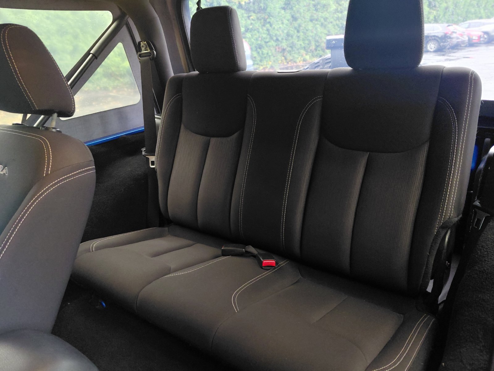 Used 2016 Jeep Wrangler Sahara AWD/4WD image 12