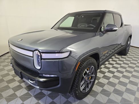 Used 2022 Rivian R1T Launch Edition image 1